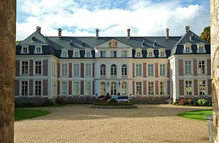 320px-Chateau_de_Flers,_Pas_de_Calais_01